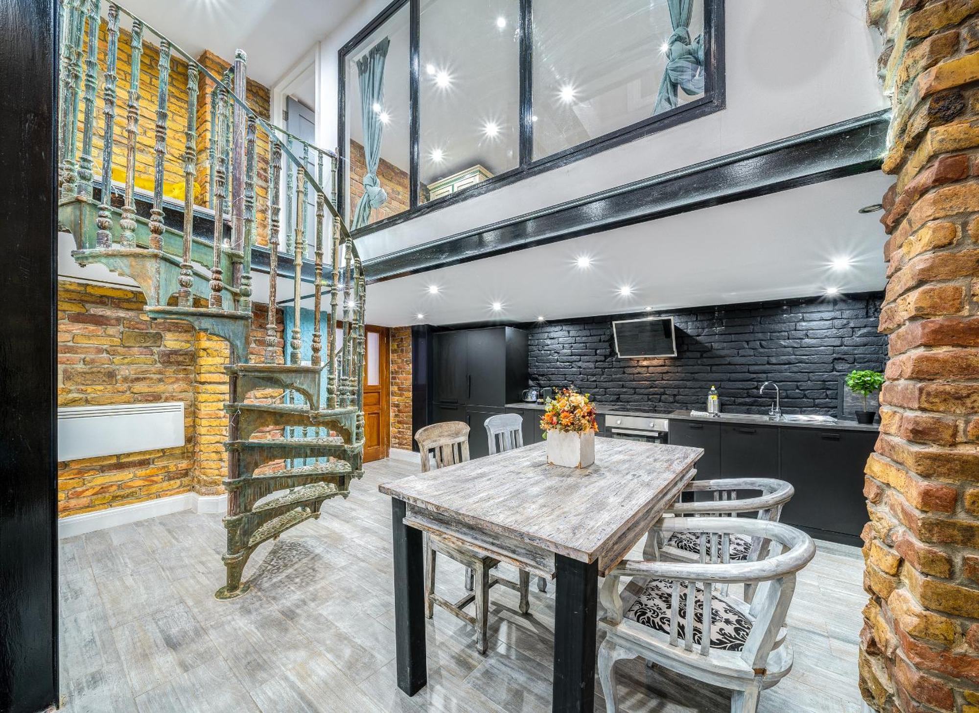 City Center Loft Haven: Modern Elegance Budapest Ngoại thất bức ảnh