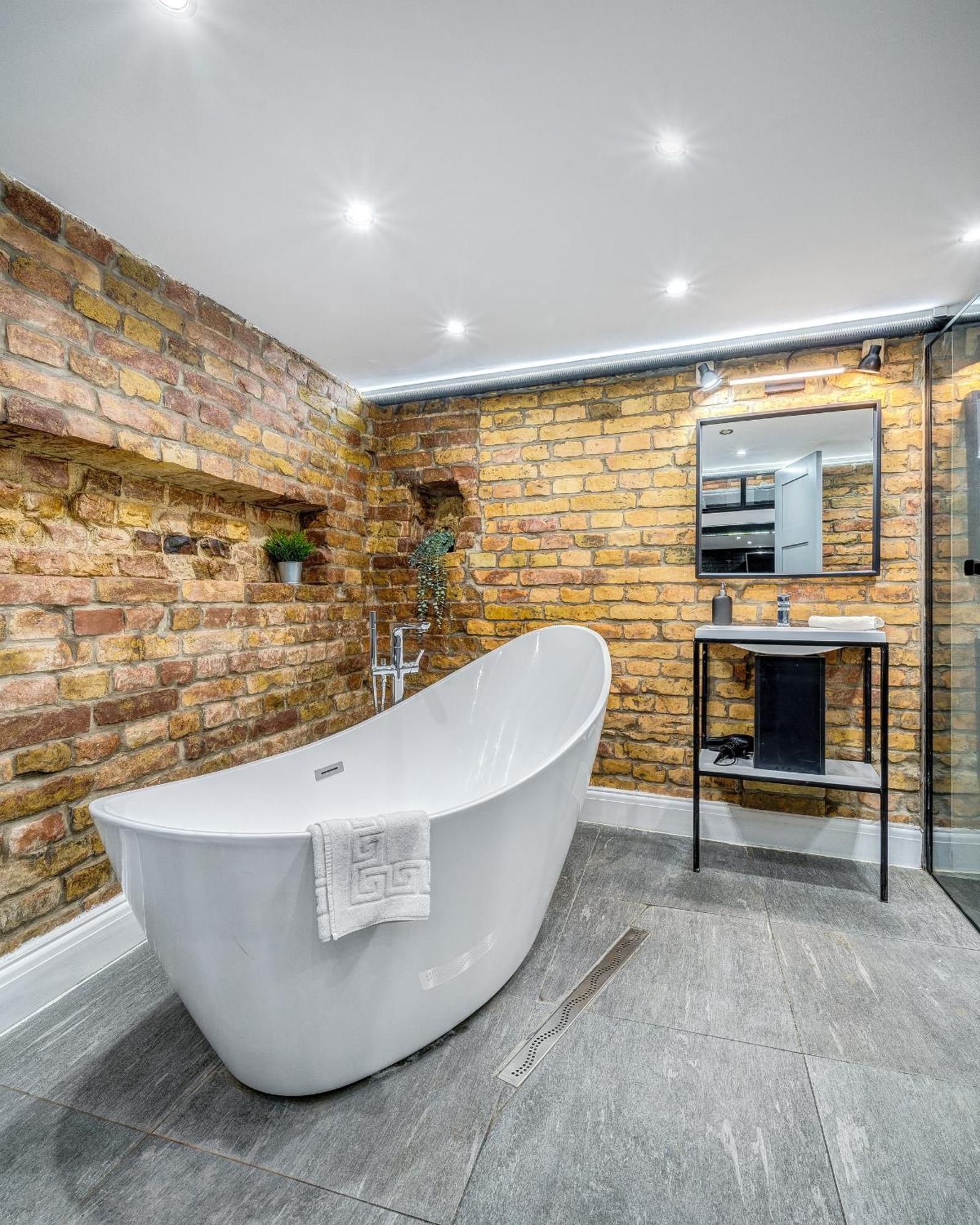 City Center Loft Haven: Modern Elegance Budapest Ngoại thất bức ảnh